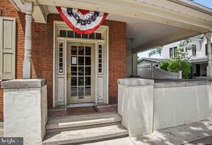 50 South Broad Street Lititz, PA 17543 - Photo 1 of 33