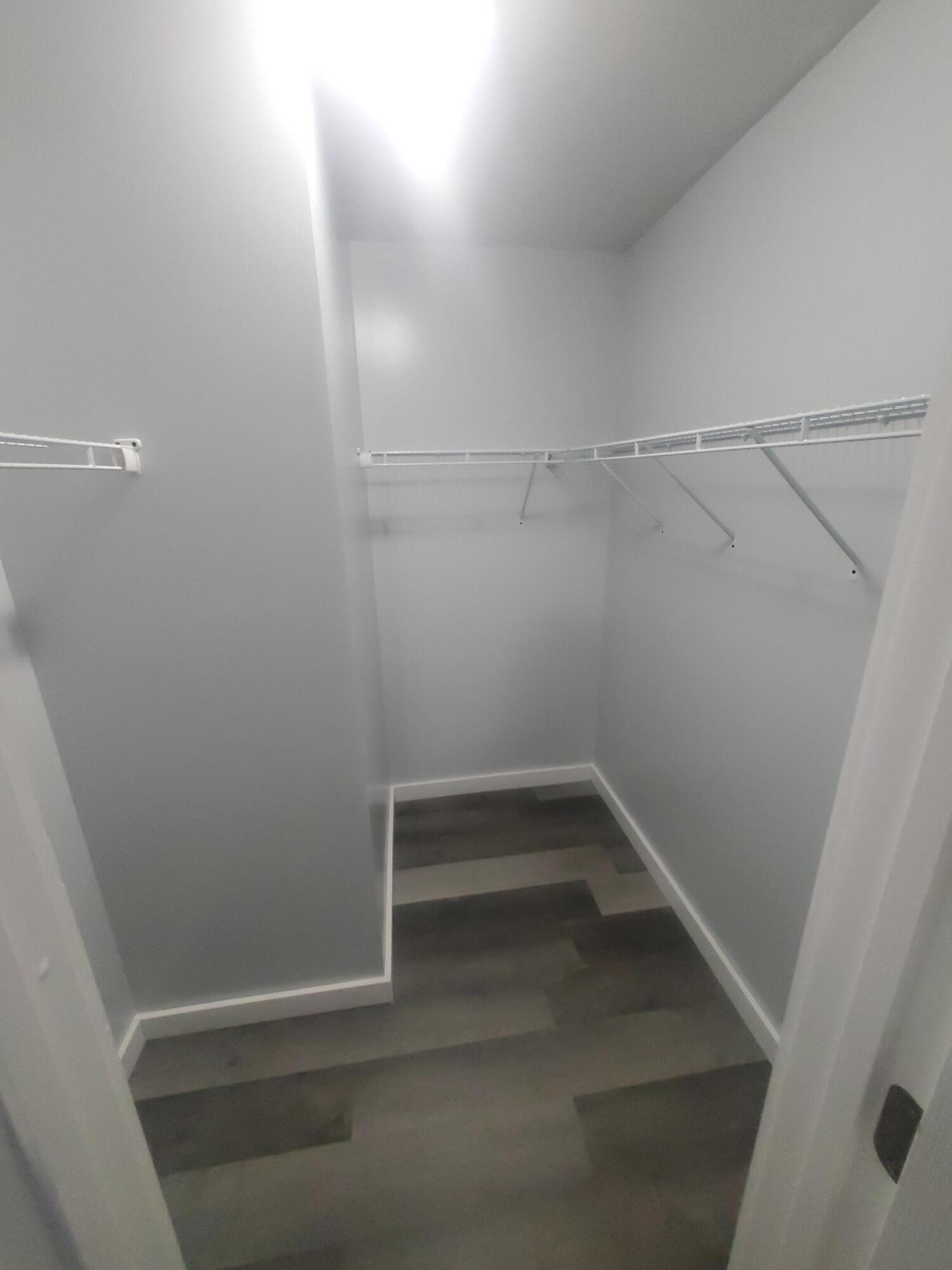 913 7th Street South La Crosse, WI 54601 - Photo 12 of 24 913 7th