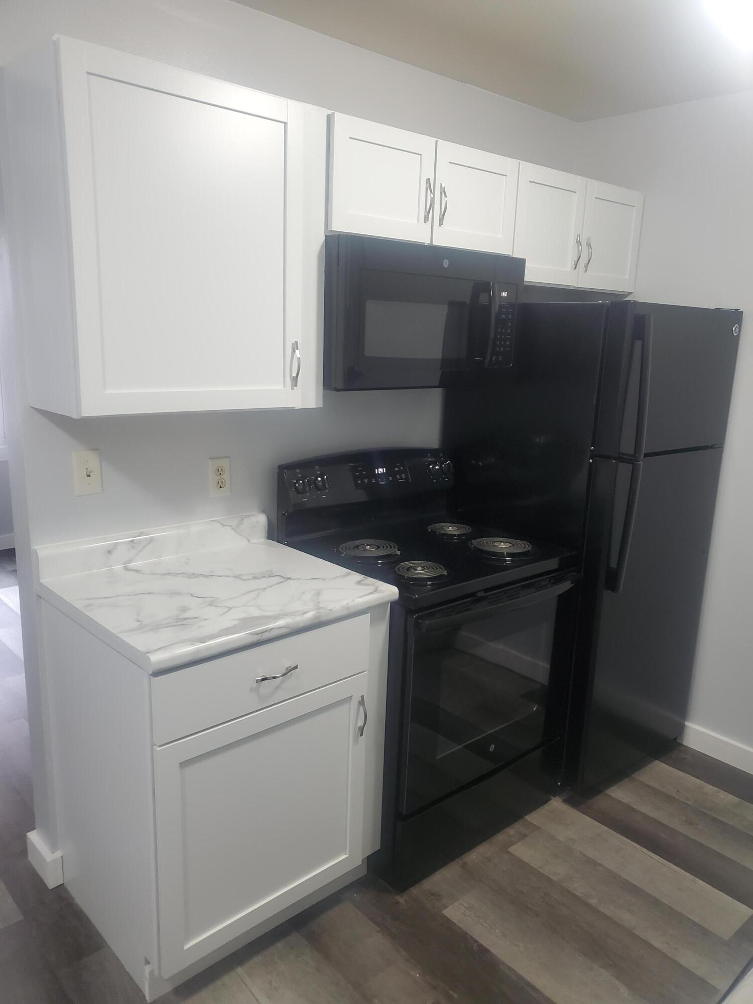 913 7th Street South La Crosse, WI 54601 - Photo 14 of 24 913 7th