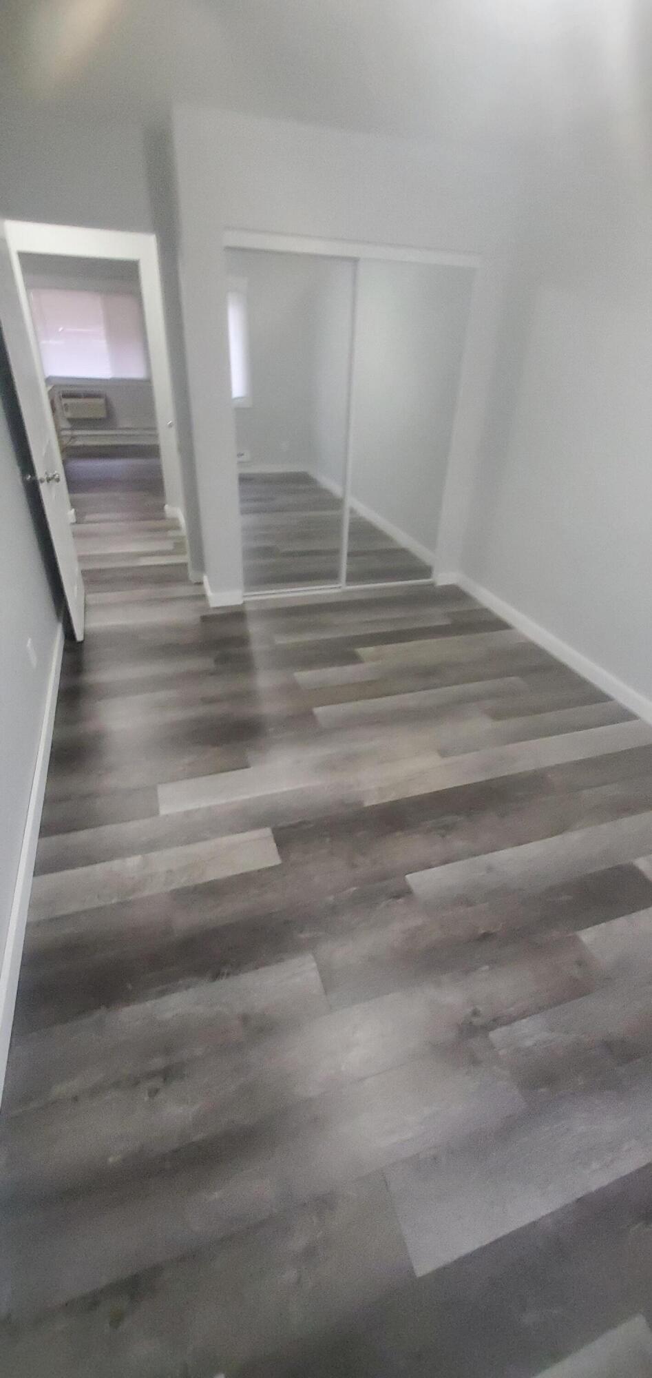 913 7th Street South La Crosse, WI 54601 - Photo 16 of 24 909 7th