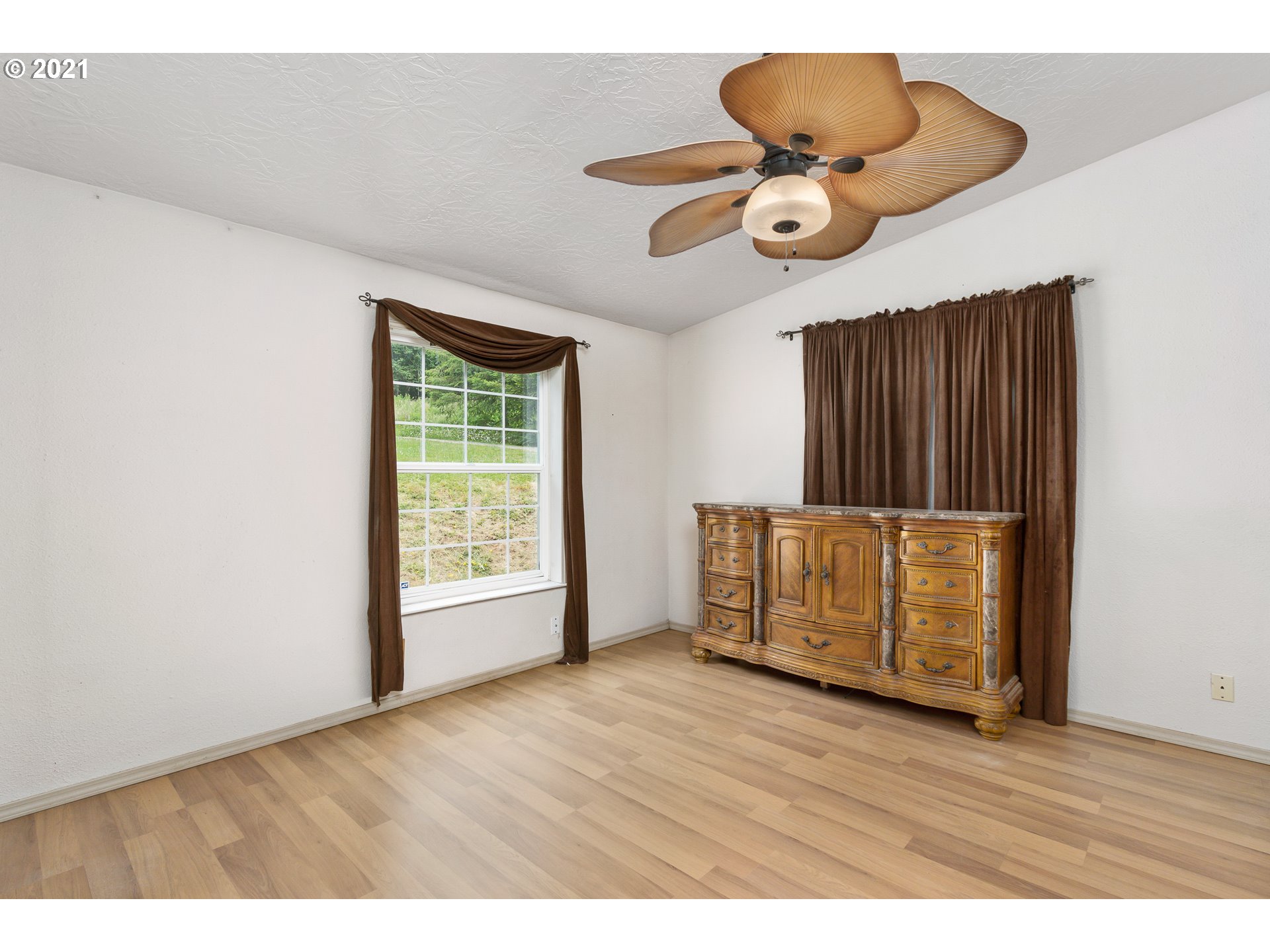 68160 Meissner Road Deer Island, OR 97054 - Photo 11 of 28 Gallery Image 11