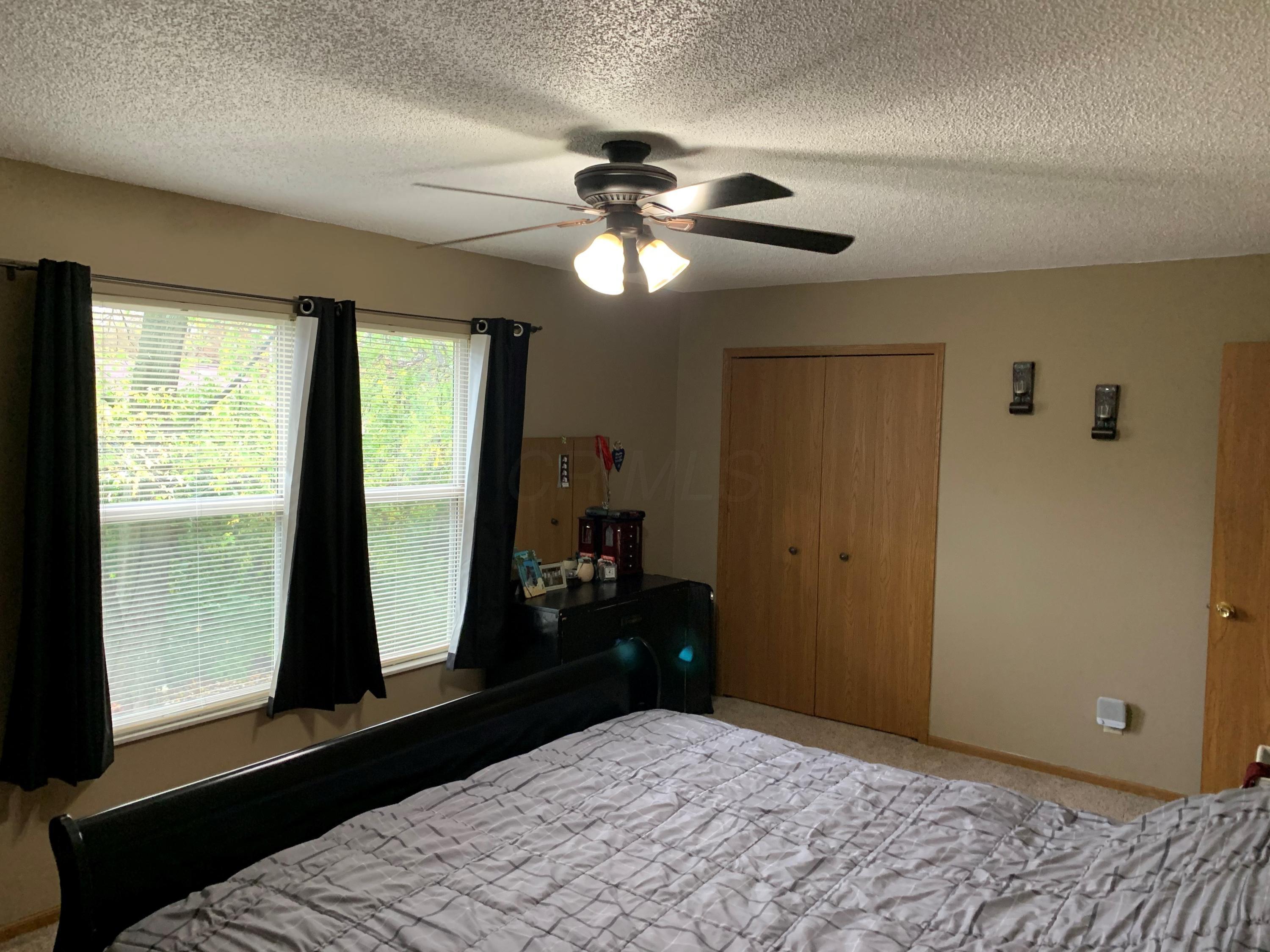 1574 Raspberry Court Columbus, OH 43204 - Photo 11 of 15 Gallery Image 11