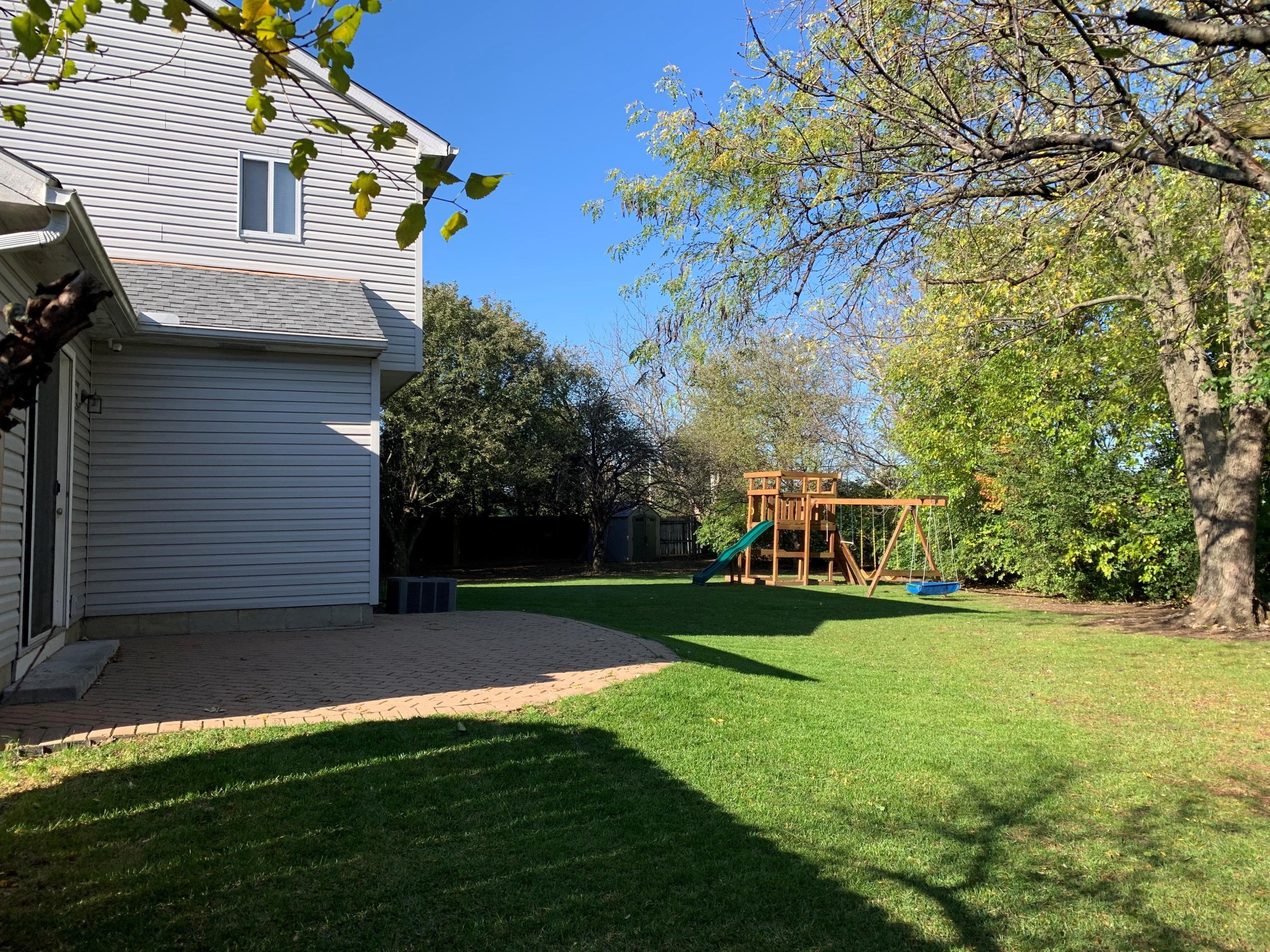 1574 Raspberry Court Columbus, OH 43204 - Photo 2 of 15 Gallery Image 2