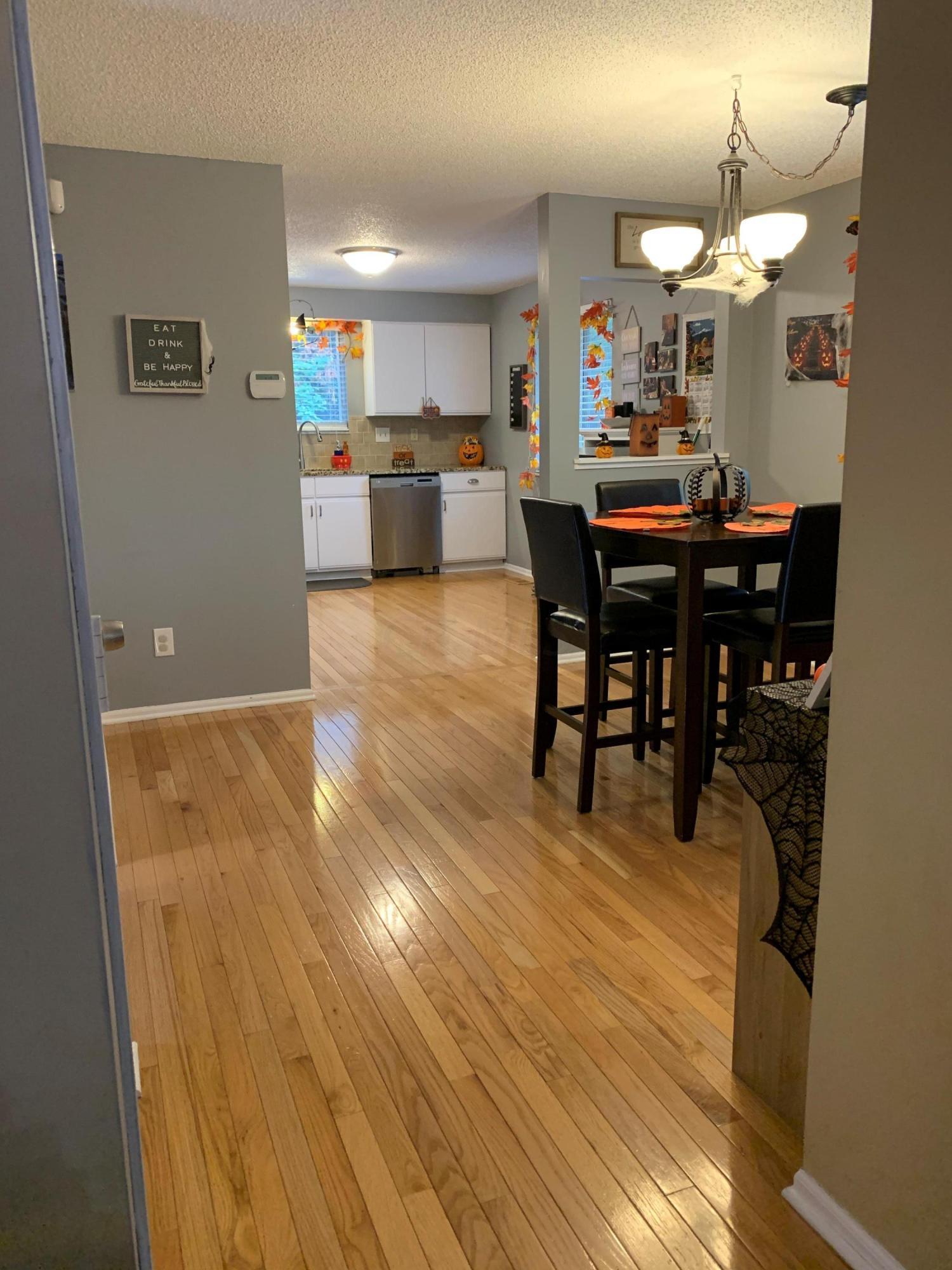 1574 Raspberry Court Columbus, OH 43204 - Photo 7 of 15 Gallery Image 7