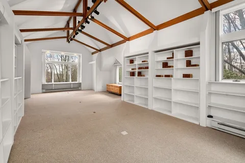 $799,000 | 162 Western Avenue, Sherborn, MA 01770