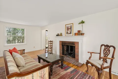 $799,000 | 162 Western Avenue, Sherborn, MA 01770