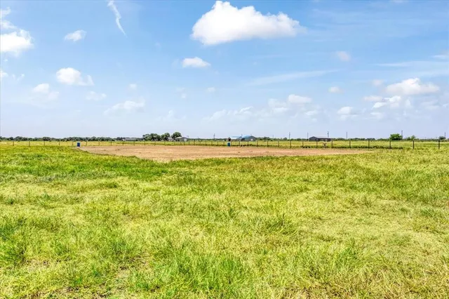 a view of an outdoor space and a yard
