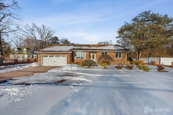 $900,000 | 34 Brookside Avenue, Old Bridge, NJ 08857