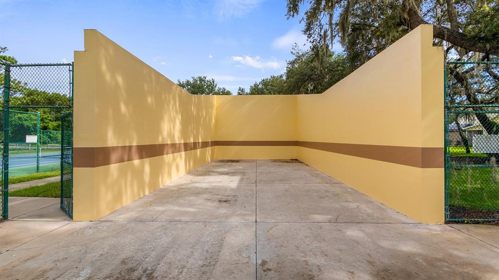 7351 Spring Mountain Lane Yalaha, FL 34797 - Photo 58 of 61