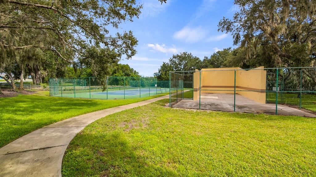 7351 Spring Mountain Lane Yalaha, FL 34797 - Photo 60 of 61