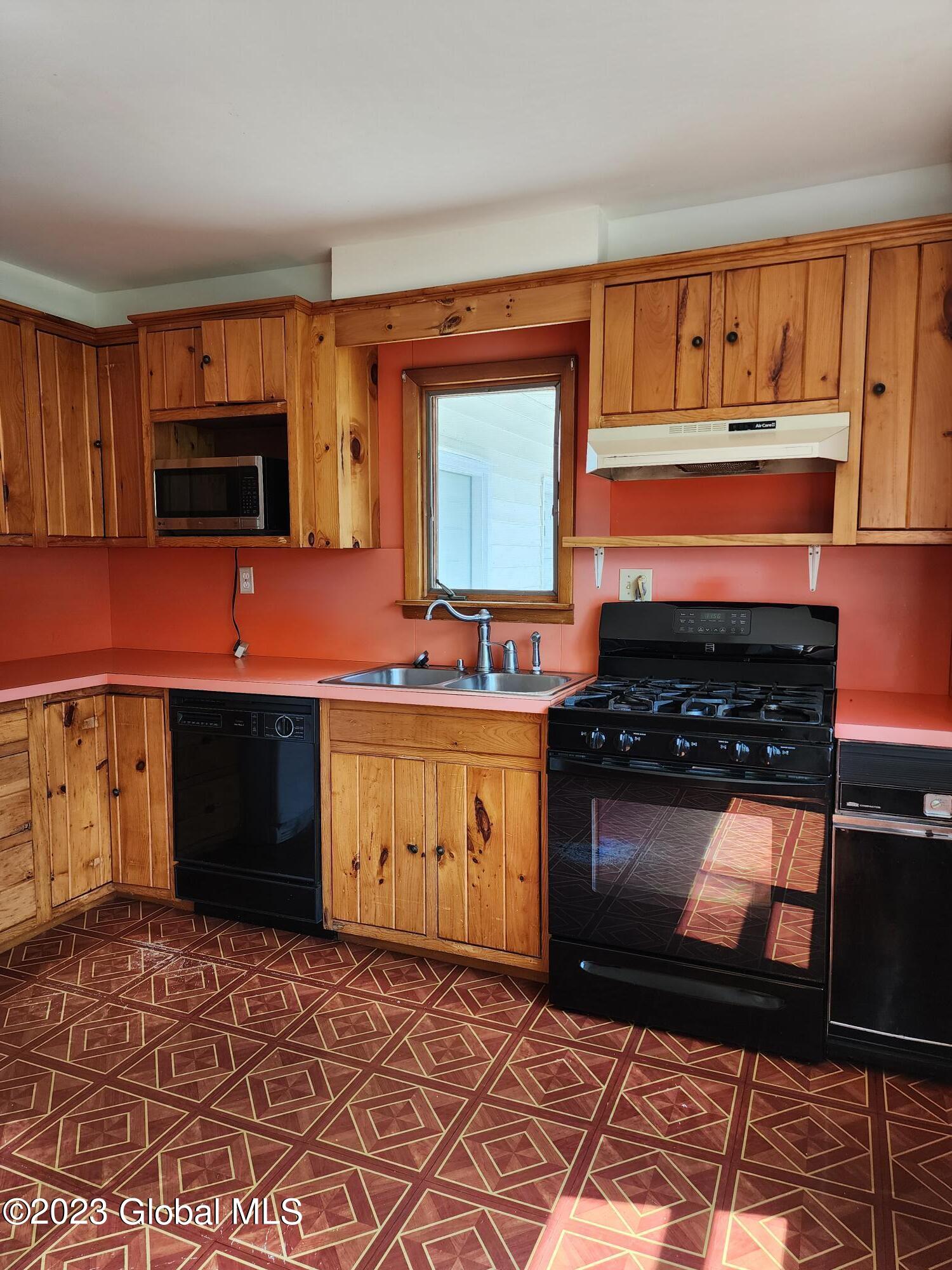 161 Gorge Road Middleburgh, NY 12122 - Photo 2 of 30 3
