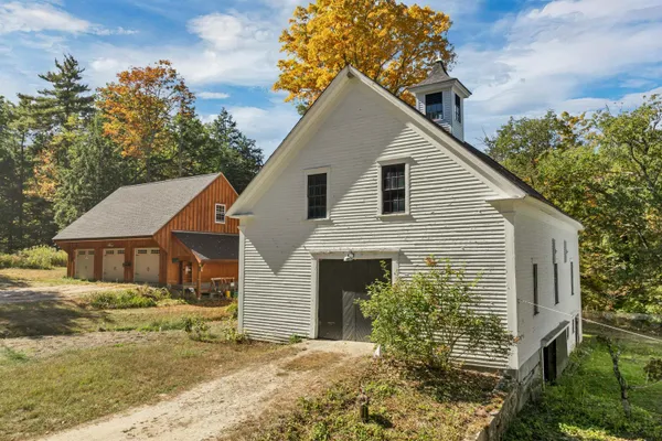 $729,000 | 829 Bearcamp Highway, Tamworth, NH 03883