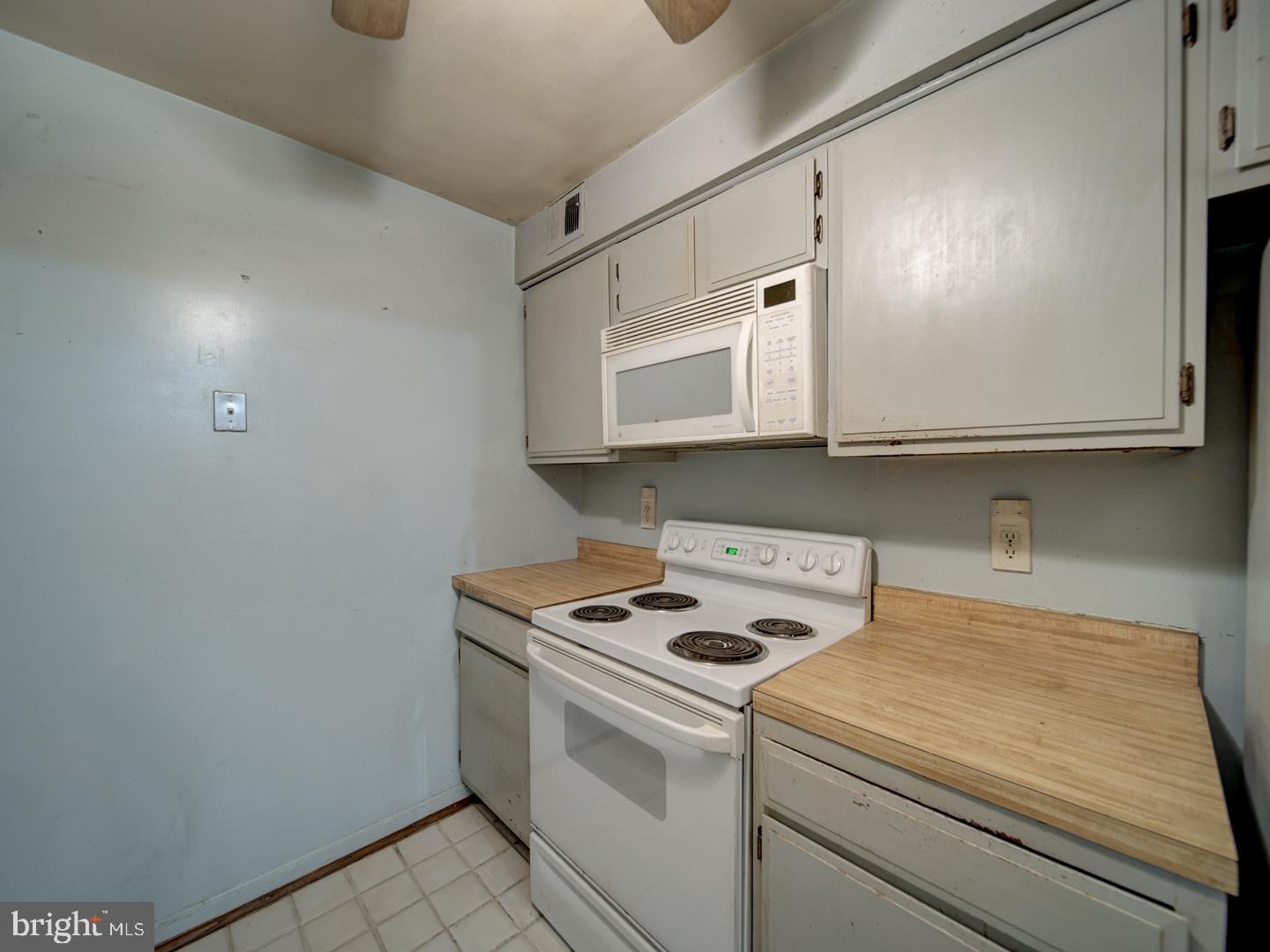 3459 Summit Court Northeast, Unit 3459 Washington, DC 20018 - Photo 25 of 32