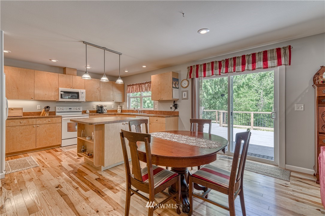 15040 Sidney Road Southwest Port Orchard, WA 98367 - Photo 17 of 36 Gallery Image 17