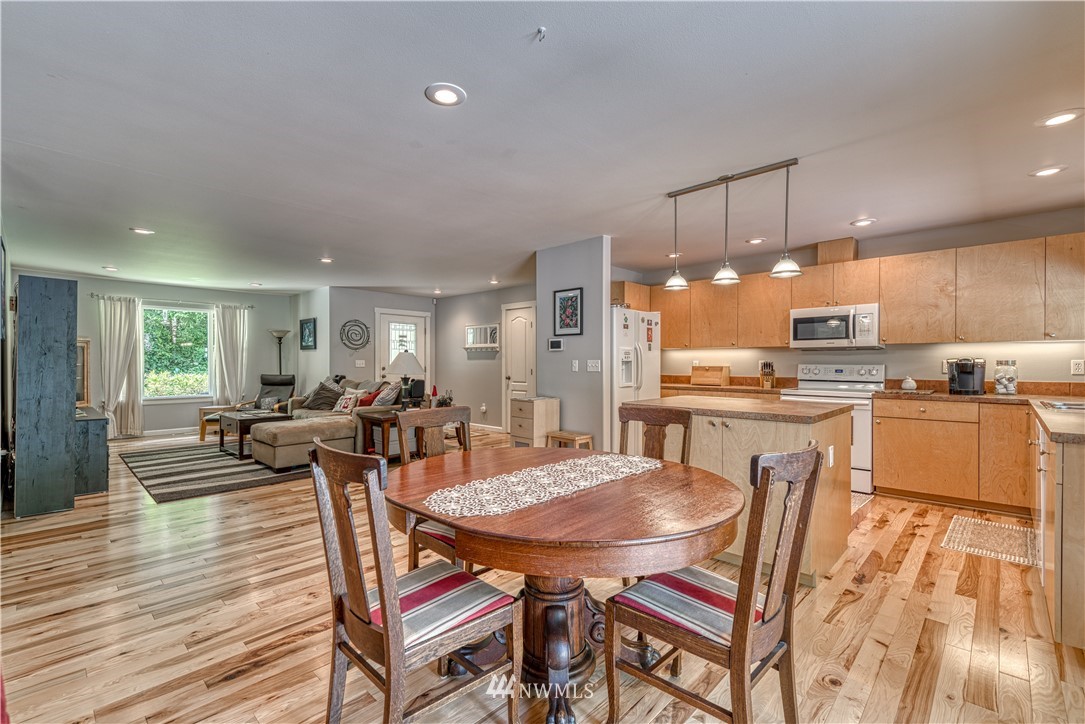 15040 Sidney Road Southwest Port Orchard, WA 98367 - Photo 24 of 36 Gallery Image 24