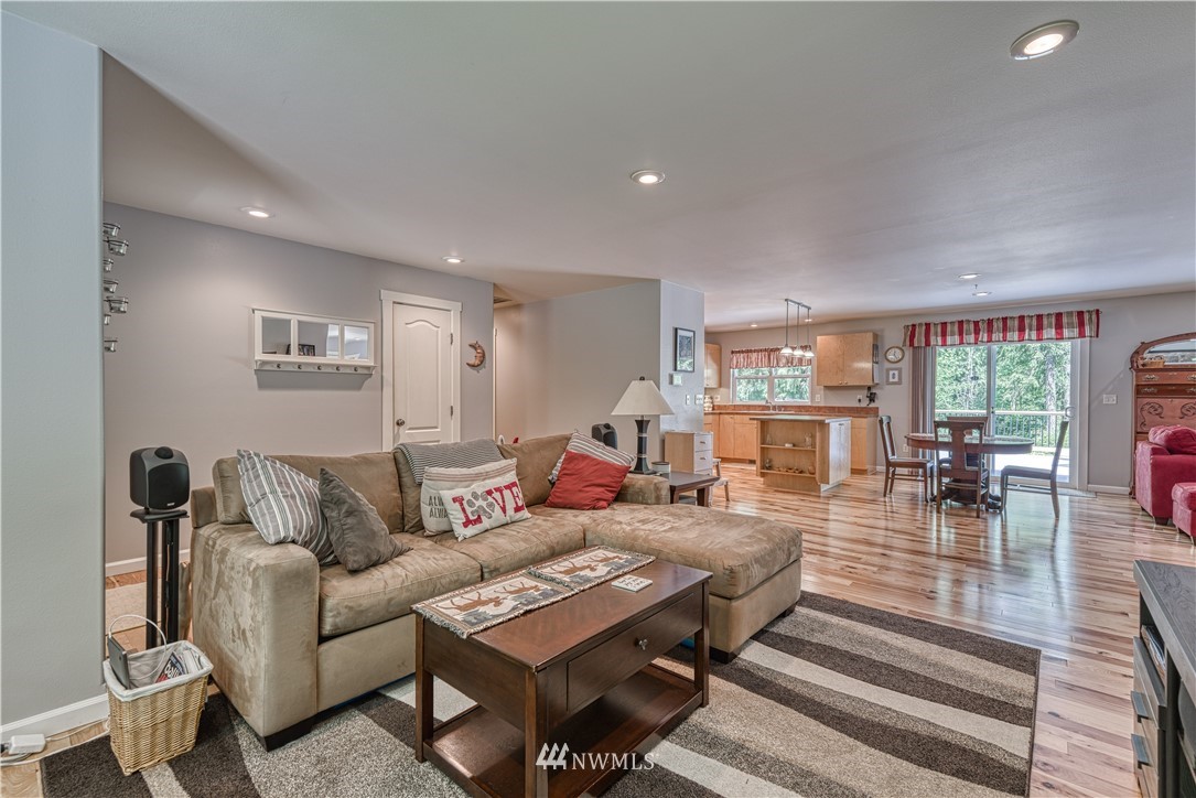 15040 Sidney Road Southwest Port Orchard, WA 98367 - Photo 25 of 36 Gallery Image 25