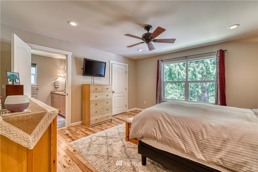15040 Sidney Road Southwest Port Orchard, WA 98367 - Photo 30 of 36 Gallery Image 30