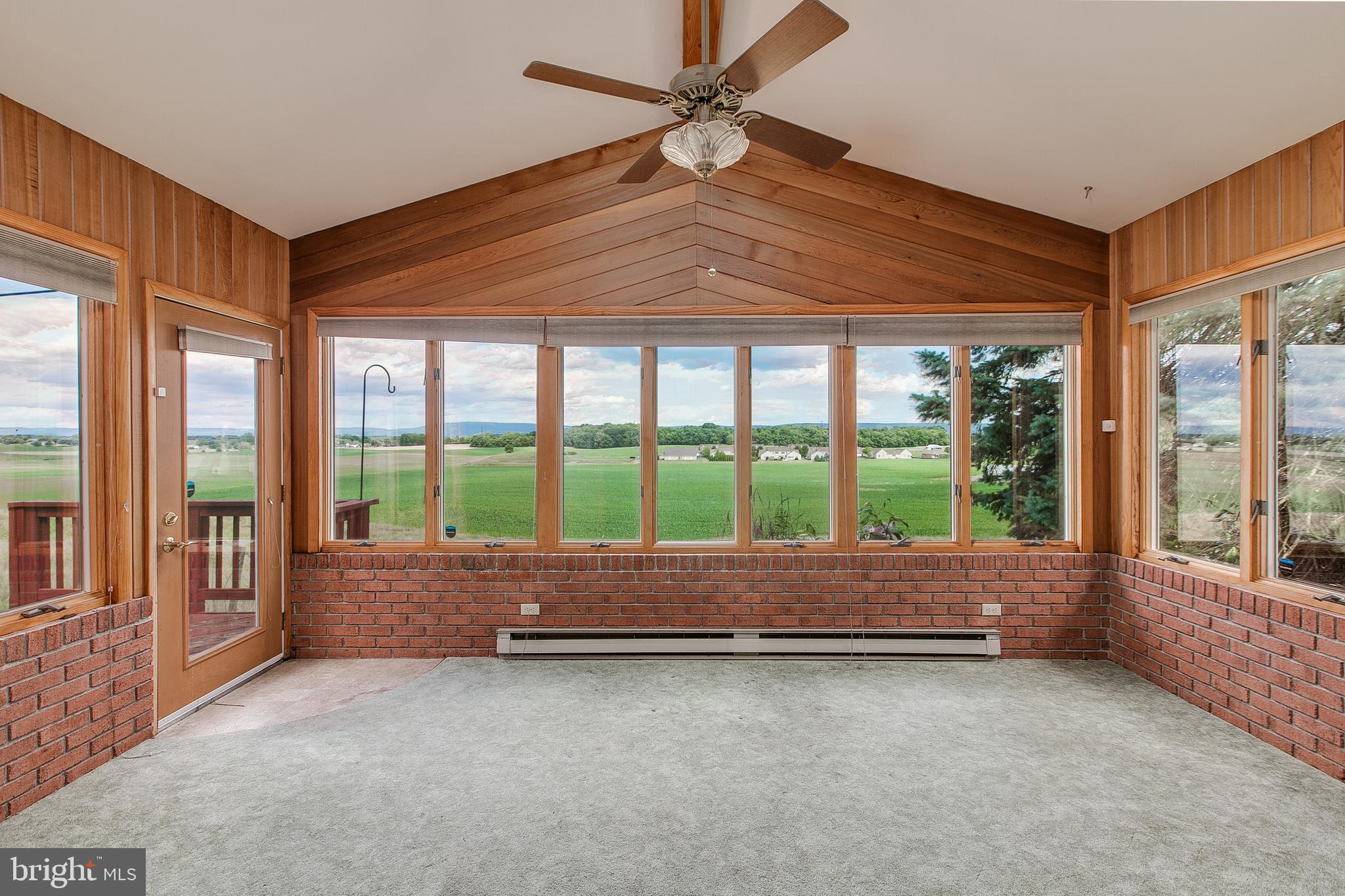 13831 Northcrest Road Hagerstown, MD 21742 - Photo 15 of 37 WOW-Sunroom with Stunning VIEWS!!