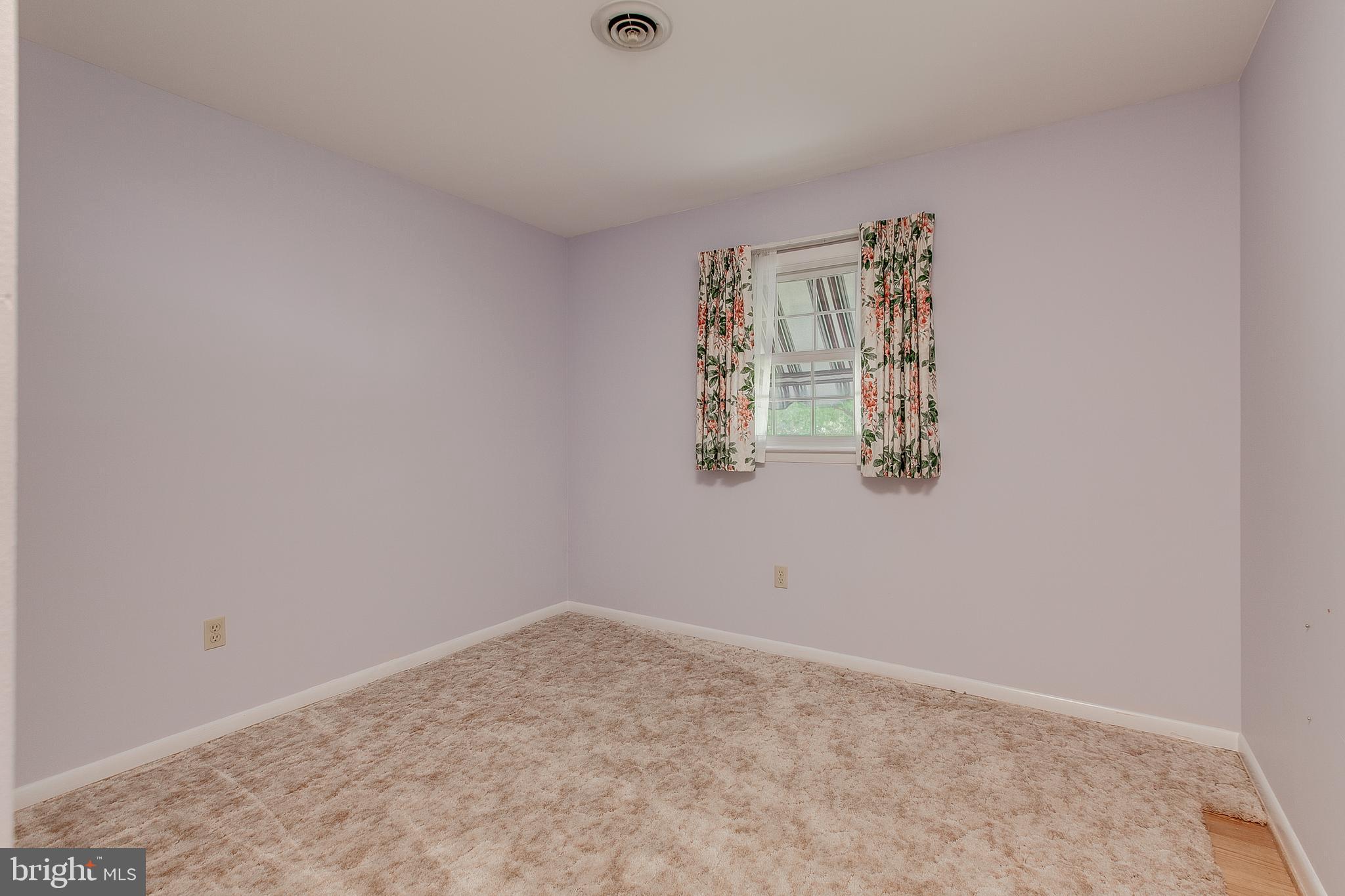 13831 Northcrest Road Hagerstown, MD 21742 - Photo 17 of 37 Bedroom 1-HW under Carpet