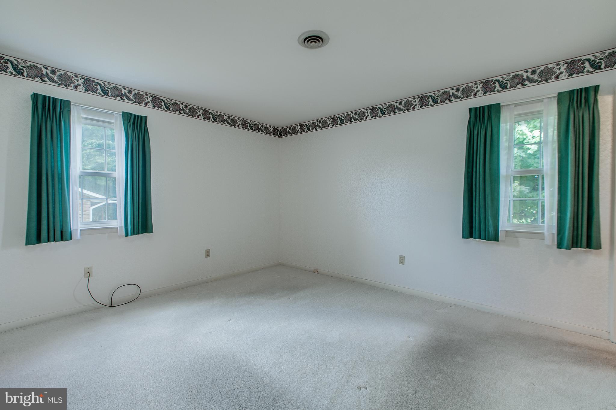 13831 Northcrest Road Hagerstown, MD 21742 - Photo 21 of 37 Master Bedroom-HW under Carpet