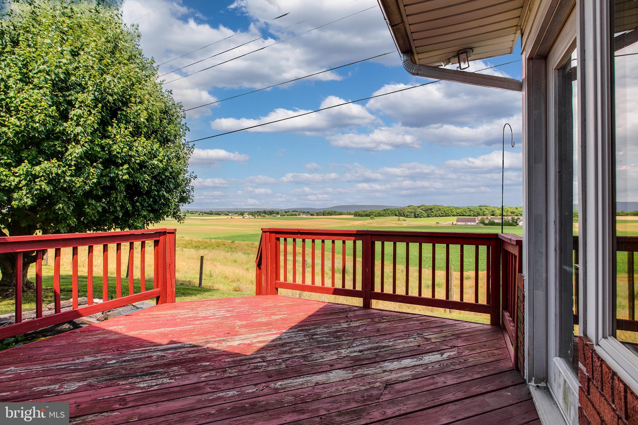 13831 Northcrest Road Hagerstown, MD 21742 - Photo 28 of 37 VIEWS off the rear deck