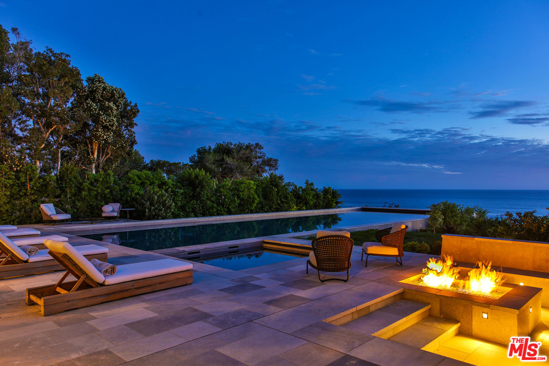 33740 Pacific Coast Highway Malibu, CA 90265 - Photo 27 of 31