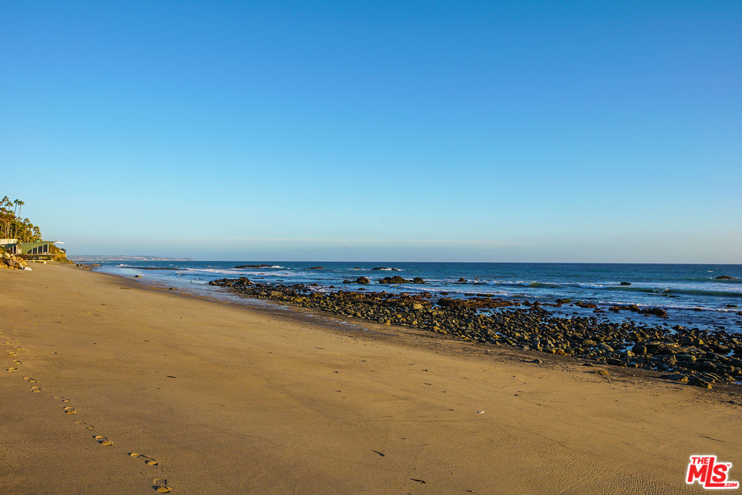 33740 Pacific Coast Highway Malibu, CA 90265 - Photo 29 of 31