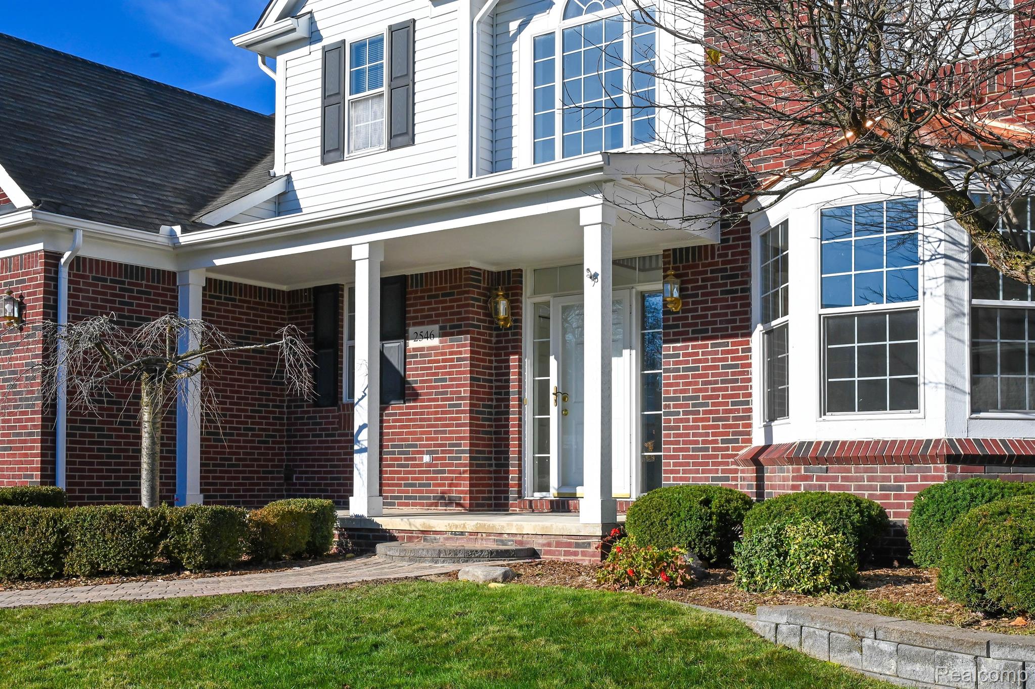 2546 Jackson Drive Rochester, MI 48309 - Photo 4 of 94 Gallery Image 4