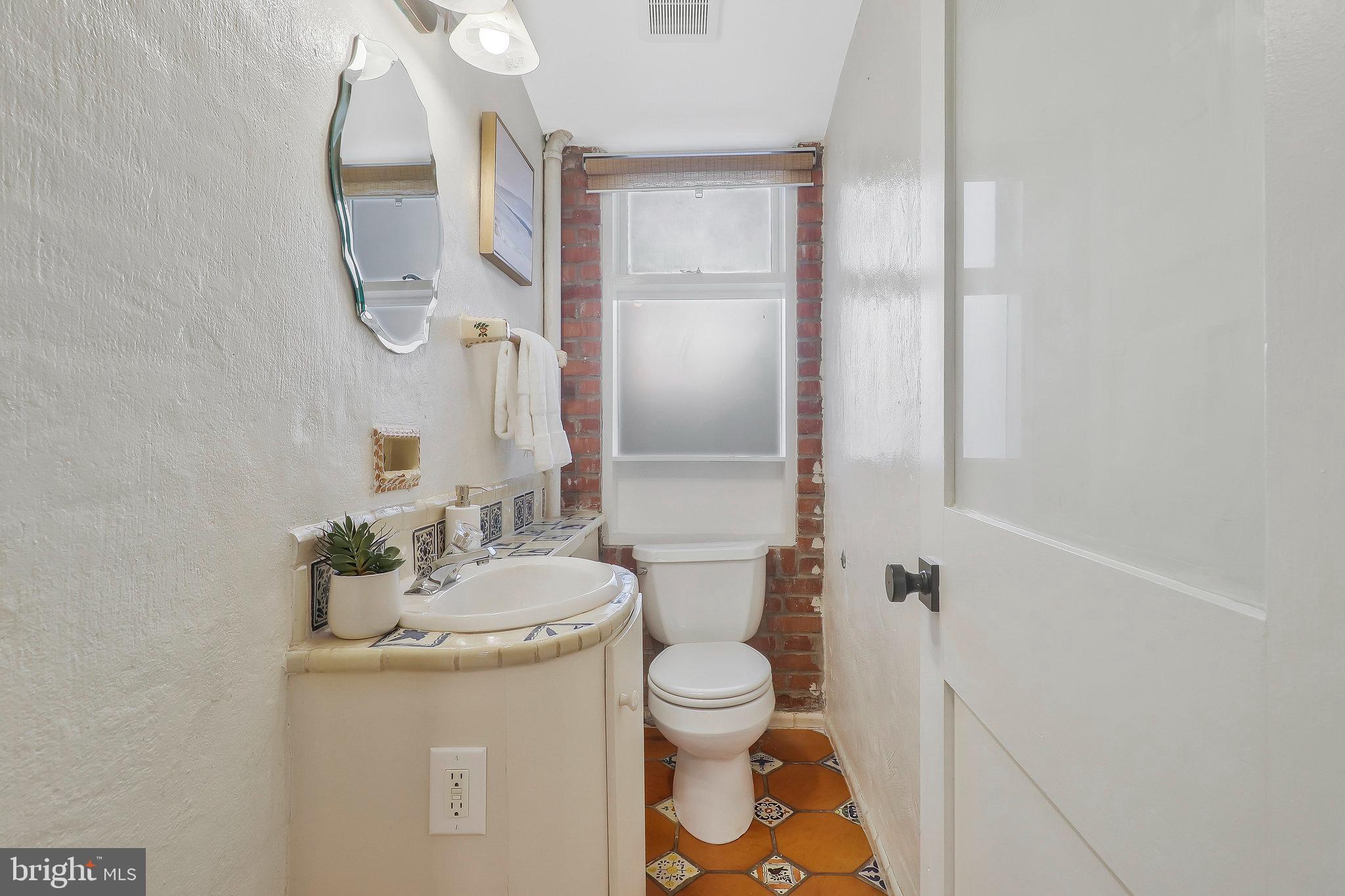 2423 I Street Northwest Washington, DC 20037 - Photo 22 of 40