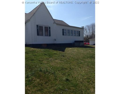 2402 Kirby Road Milton, WV 25541 - Photo 14 of 16 Exterior Front.