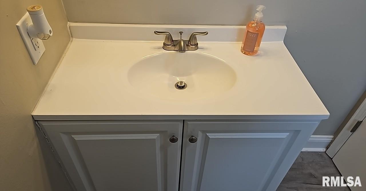1122 Maple Street Mount Vernon, IL 62864 - Photo 15 of 21 Gallery Image 15