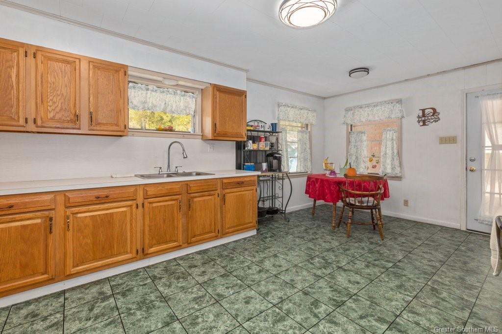 2215 Division Road Sulphur, LA 70663 - Photo 4 of 15 Gallery Image 4