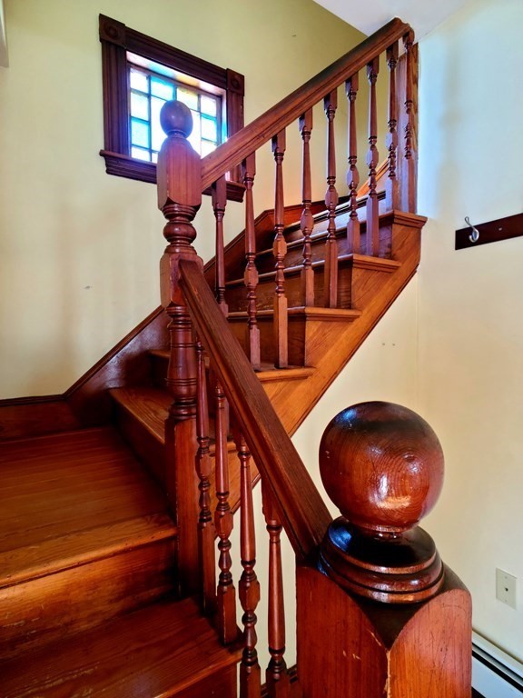 10 Fuller Place Mansfield, MA 02048 - Photo 3 of 28