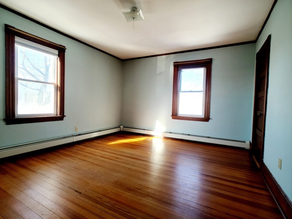 10 Fuller Place Mansfield, MA 02048 - Photo 4 of 28