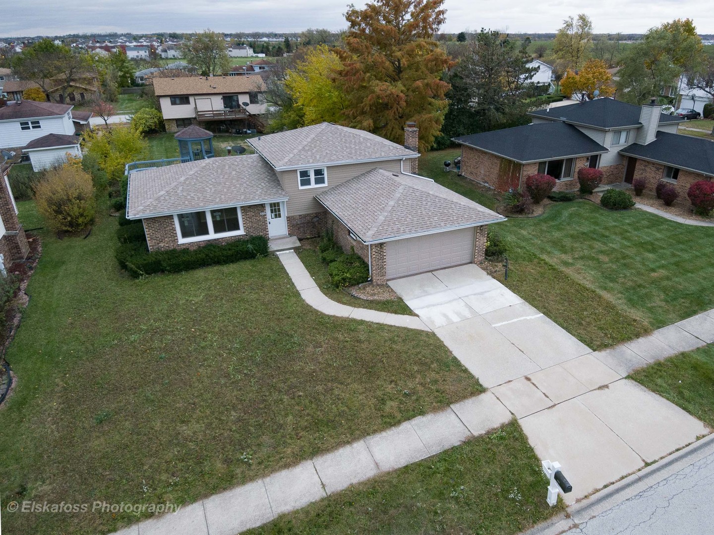 6329 Beaver Dam Road Matteson, IL 60443 - Photo 17 of 21 an aerial view of a house