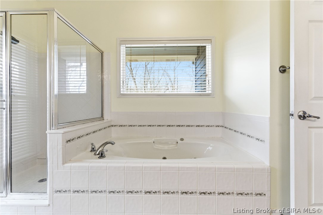 8711 Banet Road Floyds Knobs, IN 47119 - Photo 32 of 74
