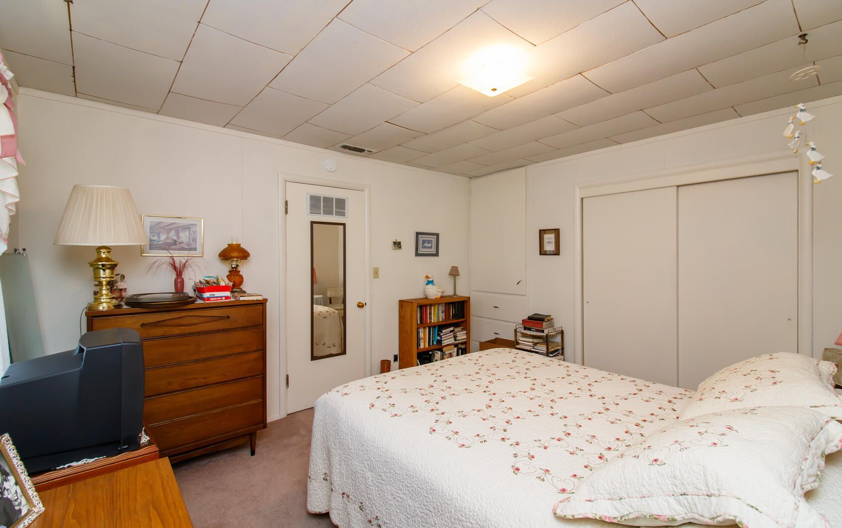 2037 South Stage Road Medford, OR 97501 - Photo 17 of 32 17