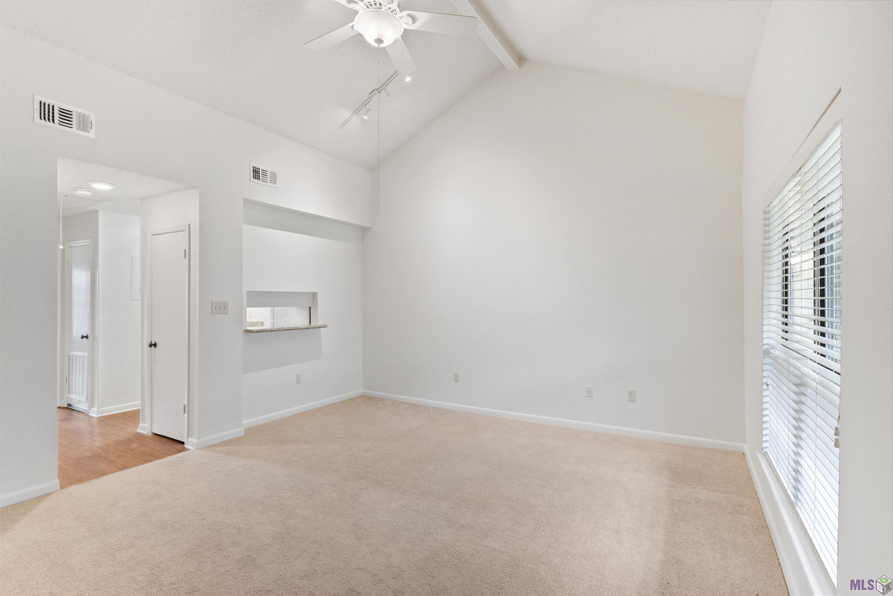 5243 Butter Creek Lane, Unit H07 Baton Rouge, LA 70809 - Photo 3 of 8