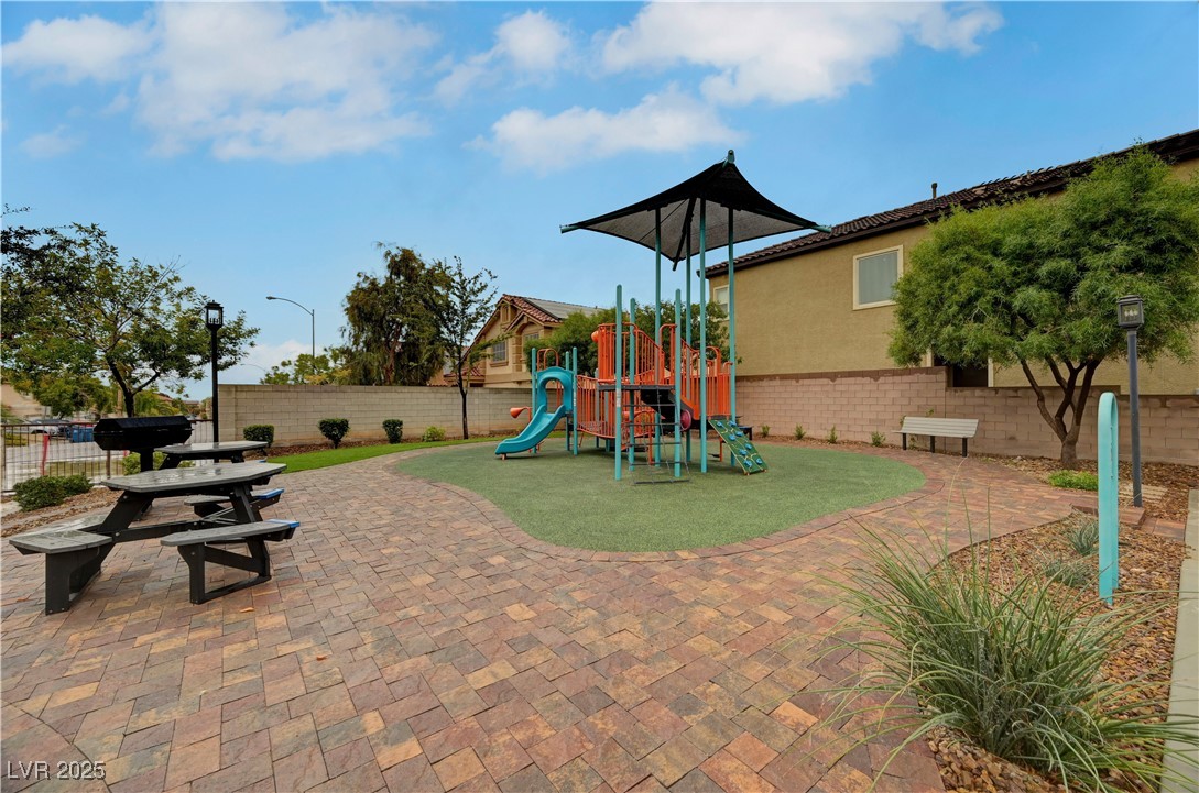 5140 Fiery Sky Ridge Street Las Vegas, NV 89148 - Photo 15 of 20 Community Park, Playground, BBQ area