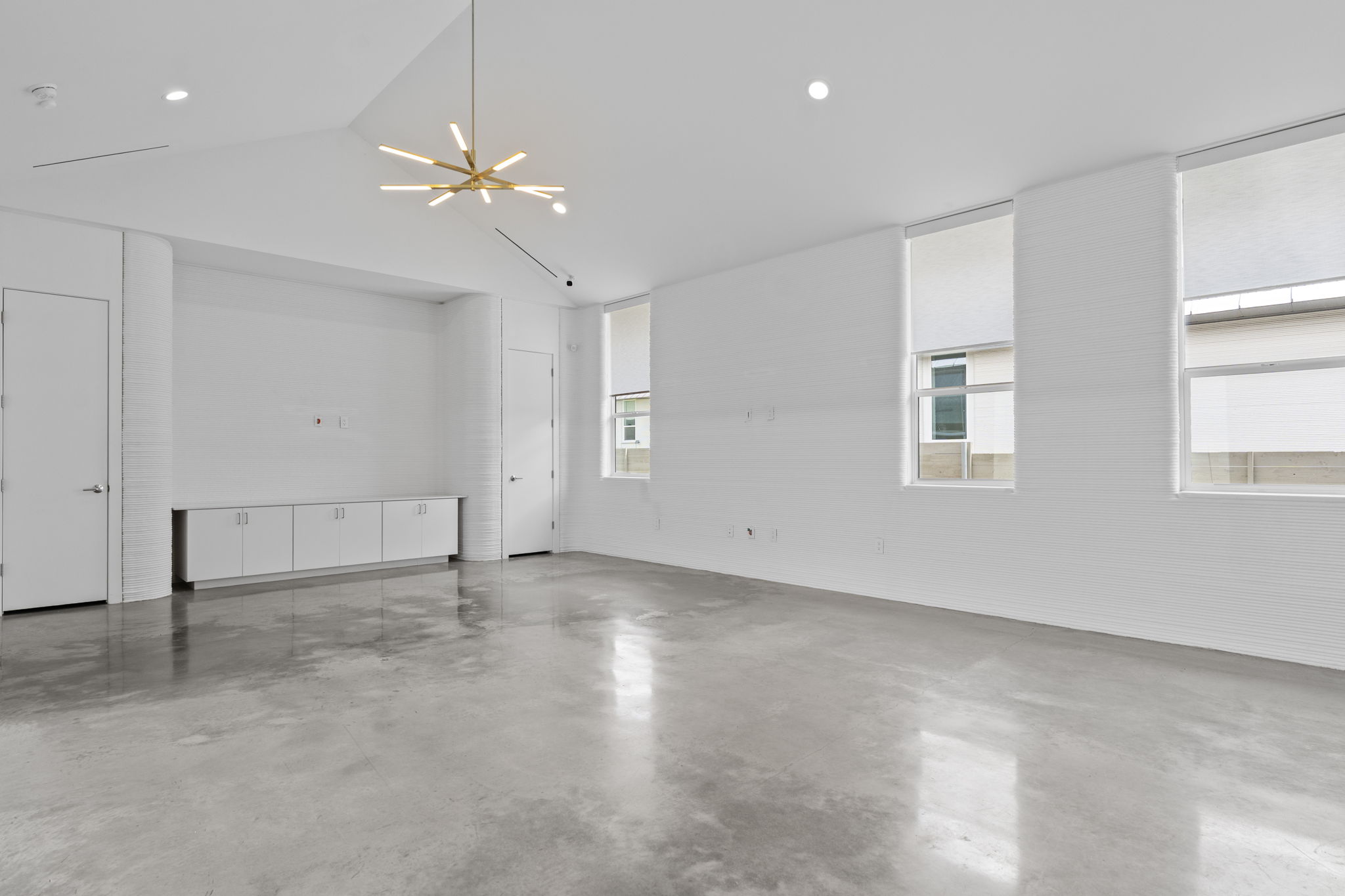 113 Rough Crk Road Georgetown, TX 78628 - Photo 8 of 27