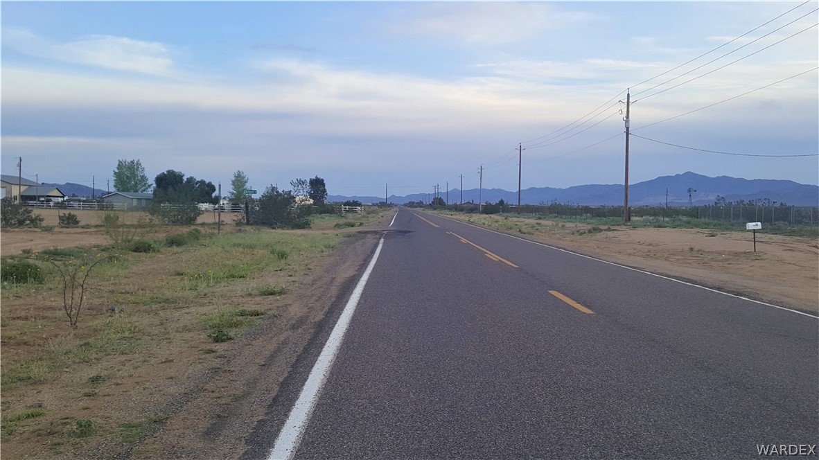 . South Verde Road Golden Valley, AZ 86413 - Photo 6 of 6 Gallery Image 6