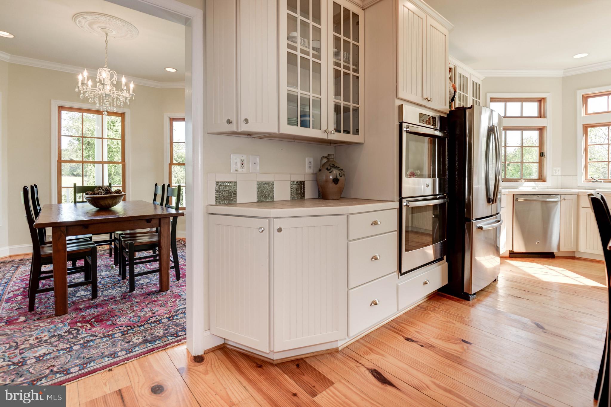 36906 North Fork Road Purcellville, VA 20132 - Photo 12 of 57 Wonderful Cabinet Space
