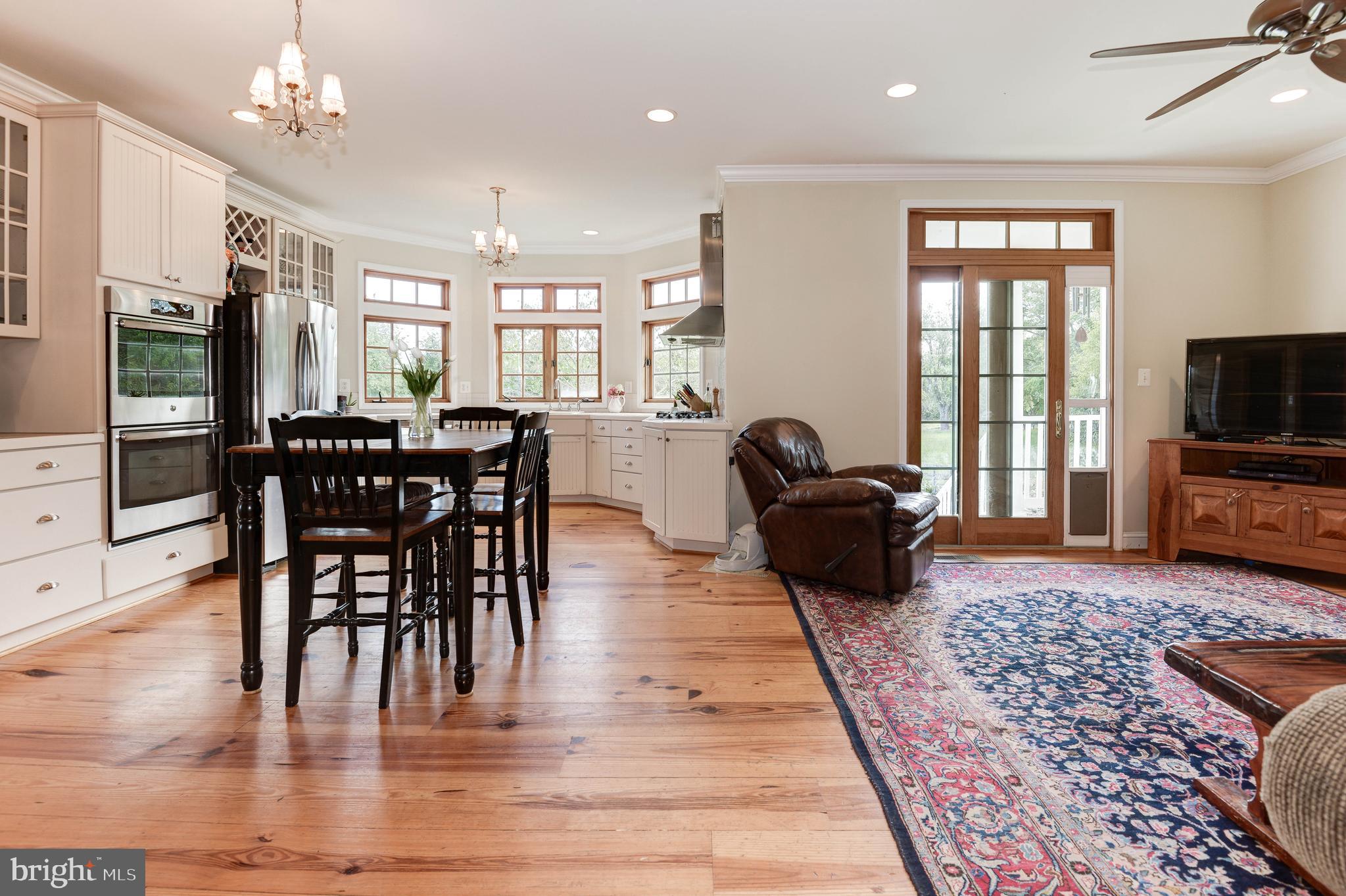 36906 North Fork Road Purcellville, VA 20132 - Photo 15 of 57 Gallery Image 15