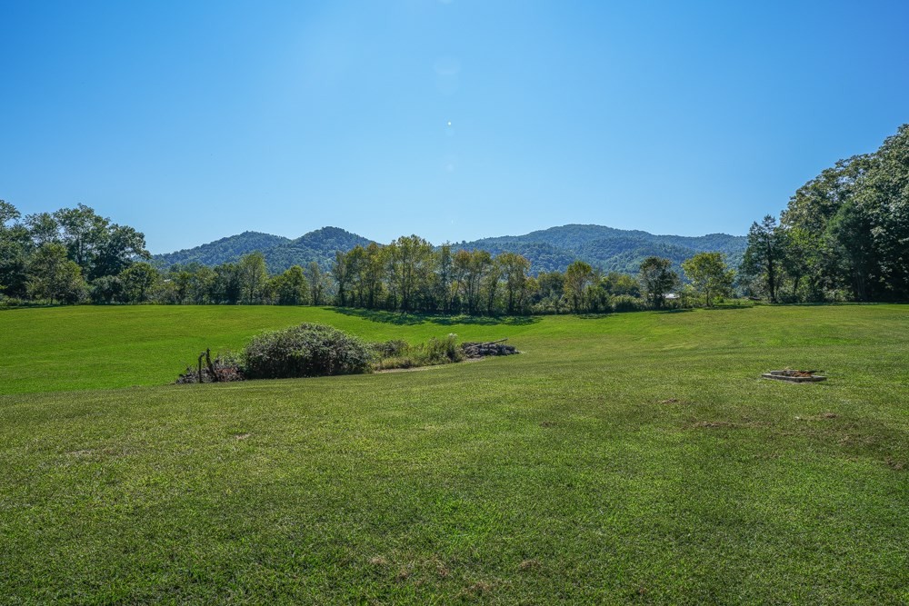 233 Myers Road Townsend, TN 37882 - Photo 8 of 27 Gallery Image 8
