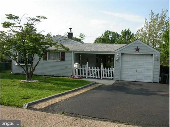 93 Idlewild Road Levittown, PA 19057 - Photo 1 of 22 Exterior Front