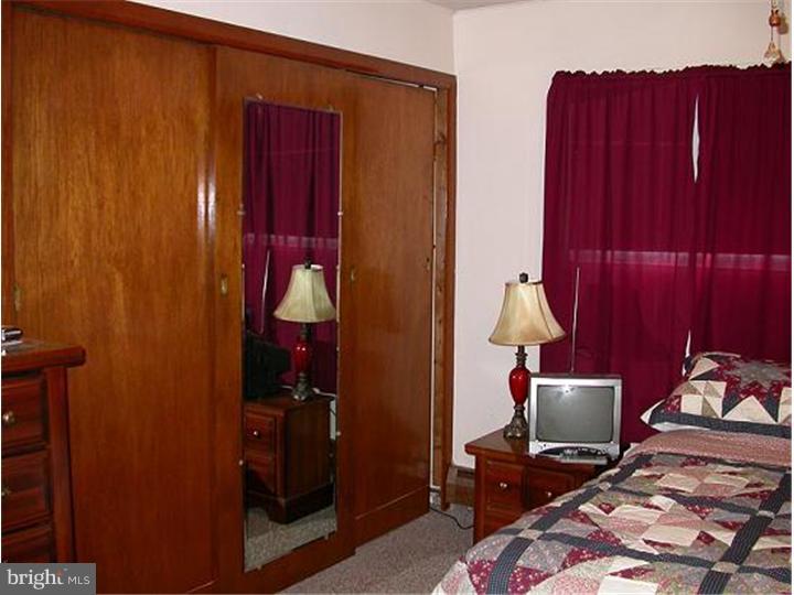 93 Idlewild Road Levittown, PA 19057 - Photo 18 of 22 Bedroom - Main