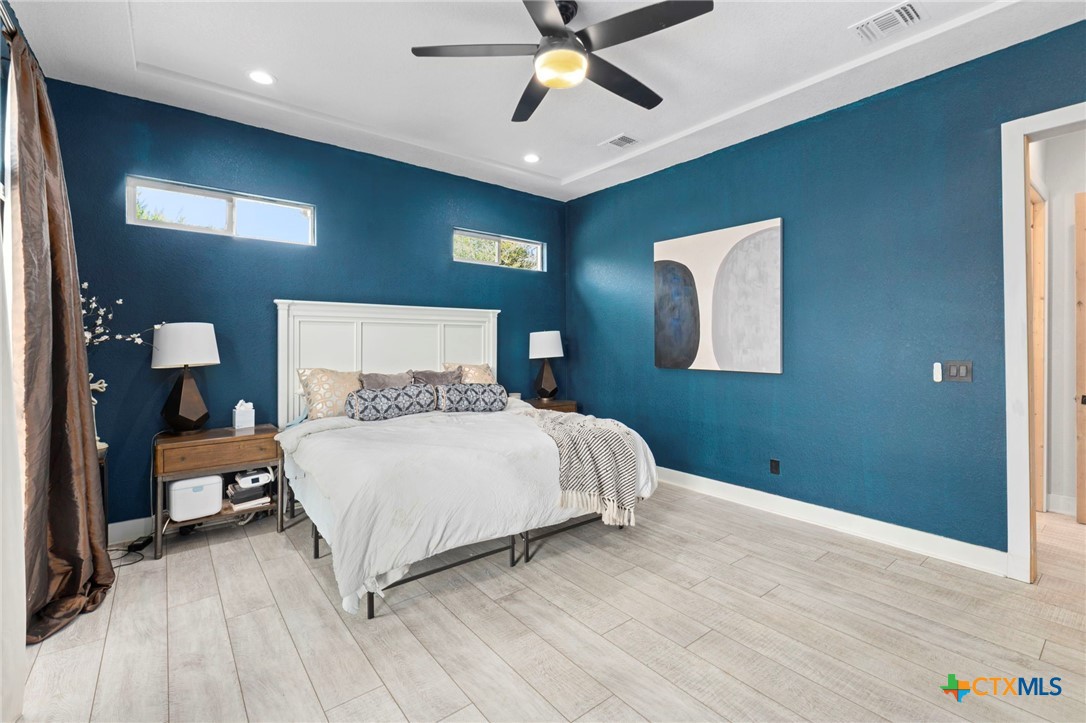 109 Pond View Court Spring Branch, TX 78070 - Photo 21 of 47