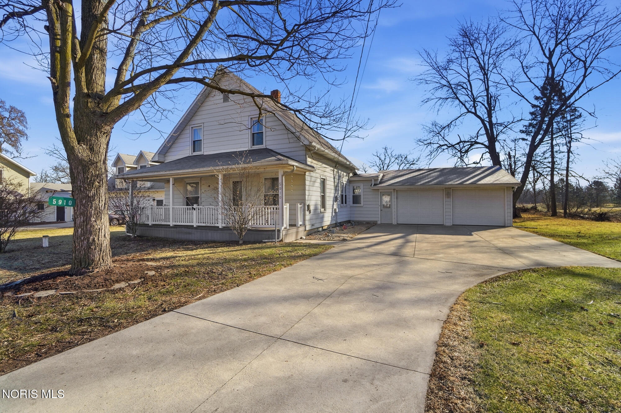 5910 North Berkey Southern Road Berkey, OH 43504 - Photo 1 of 39 014