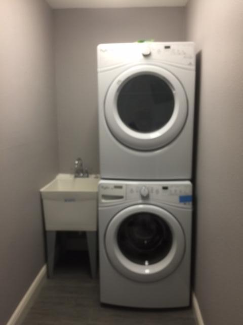 21590 Kapok Circle Boca Raton, FL 33433 - Photo 11 of 11 Laundry