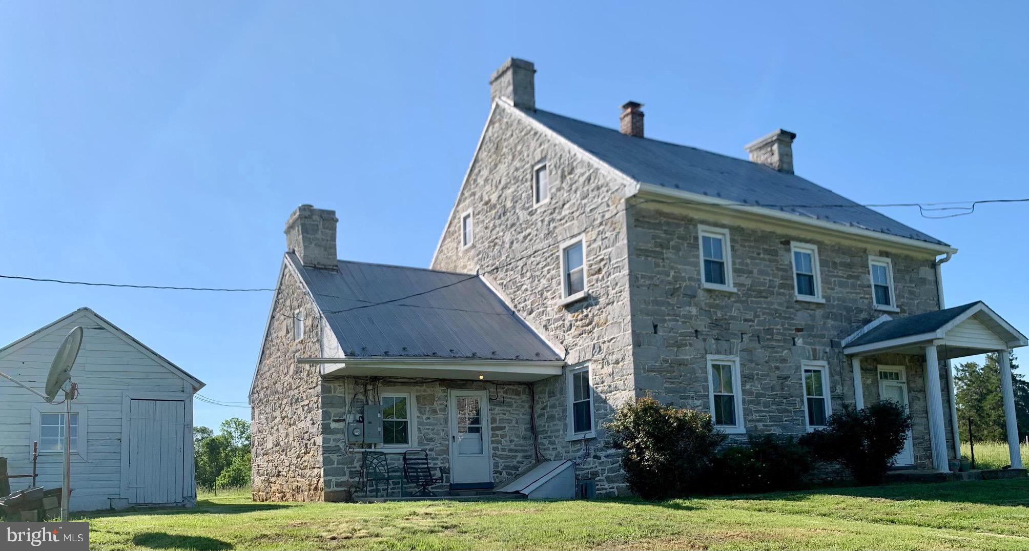7234 Tommytown Road Sharpsburg, MD 21782 - Photo 1 of 40